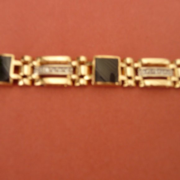 Unisex 14K gold, onyx and diamond bracelet